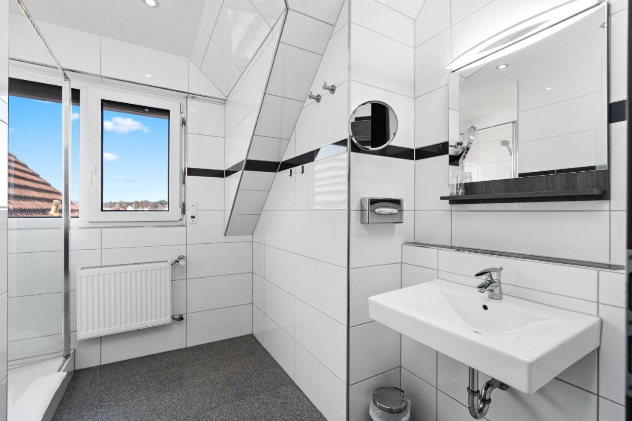 Hotel Adler Friedrichshafen Ngoại thất bức ảnh