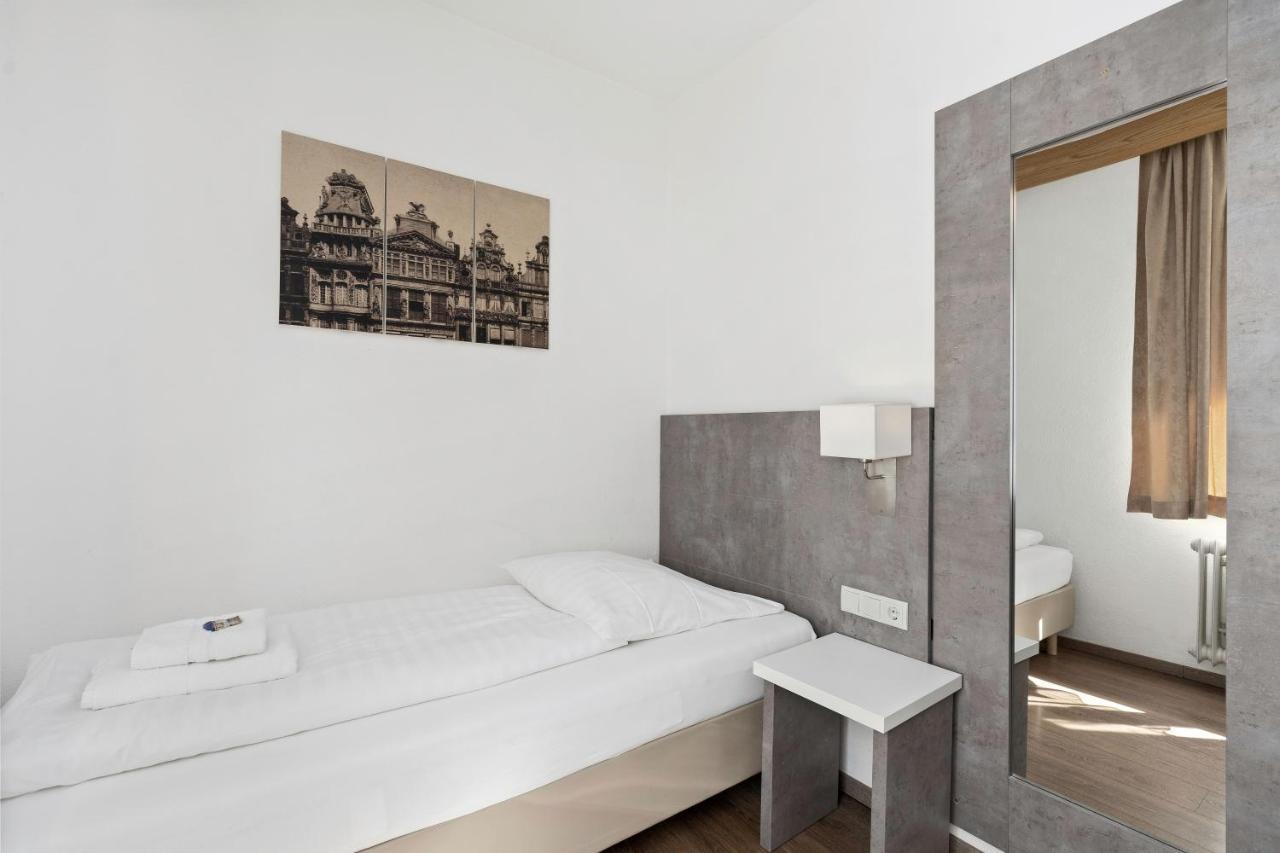 Hotel Adler Friedrichshafen Ngoại thất bức ảnh