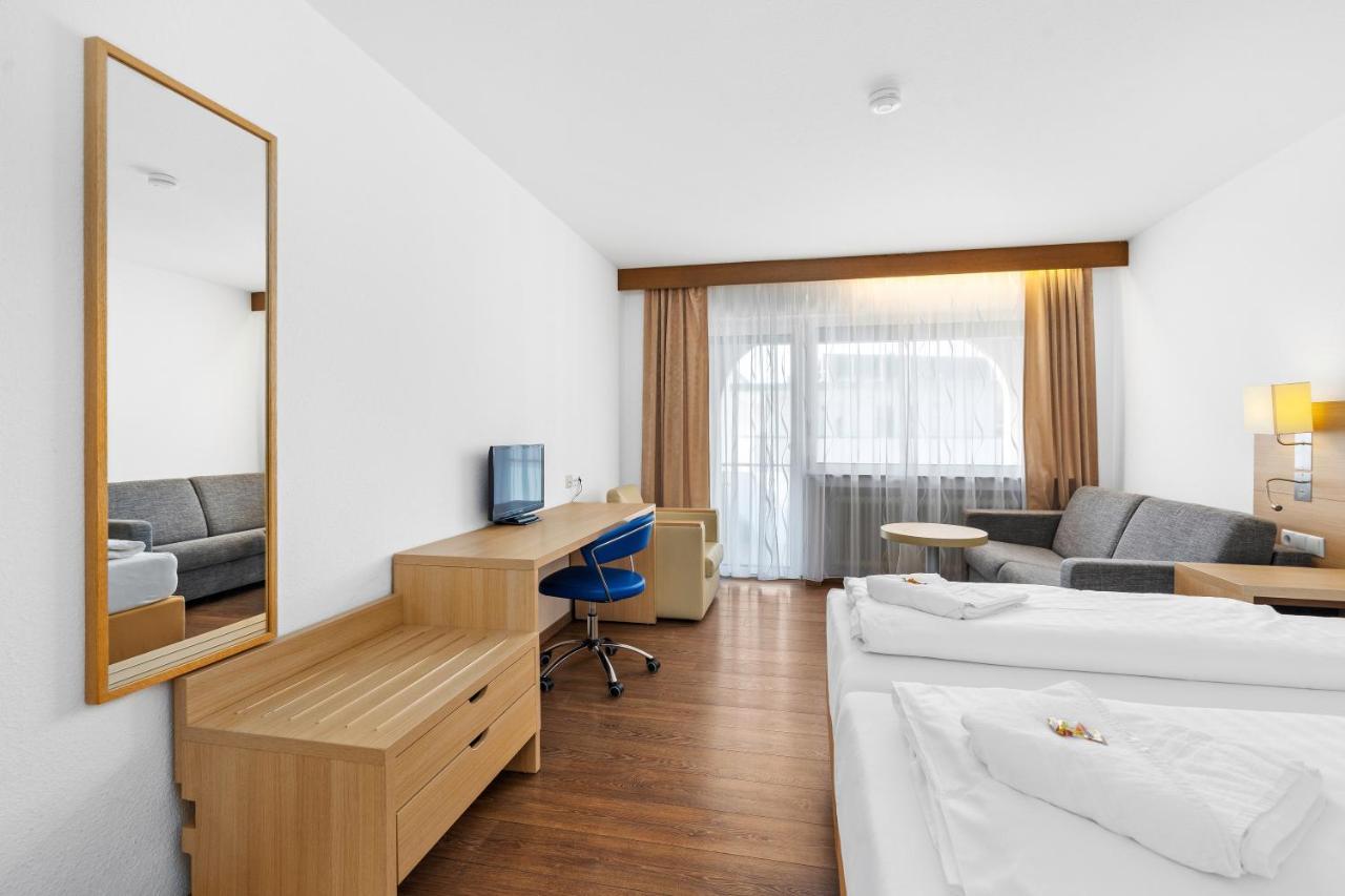 Hotel Adler Friedrichshafen Ngoại thất bức ảnh