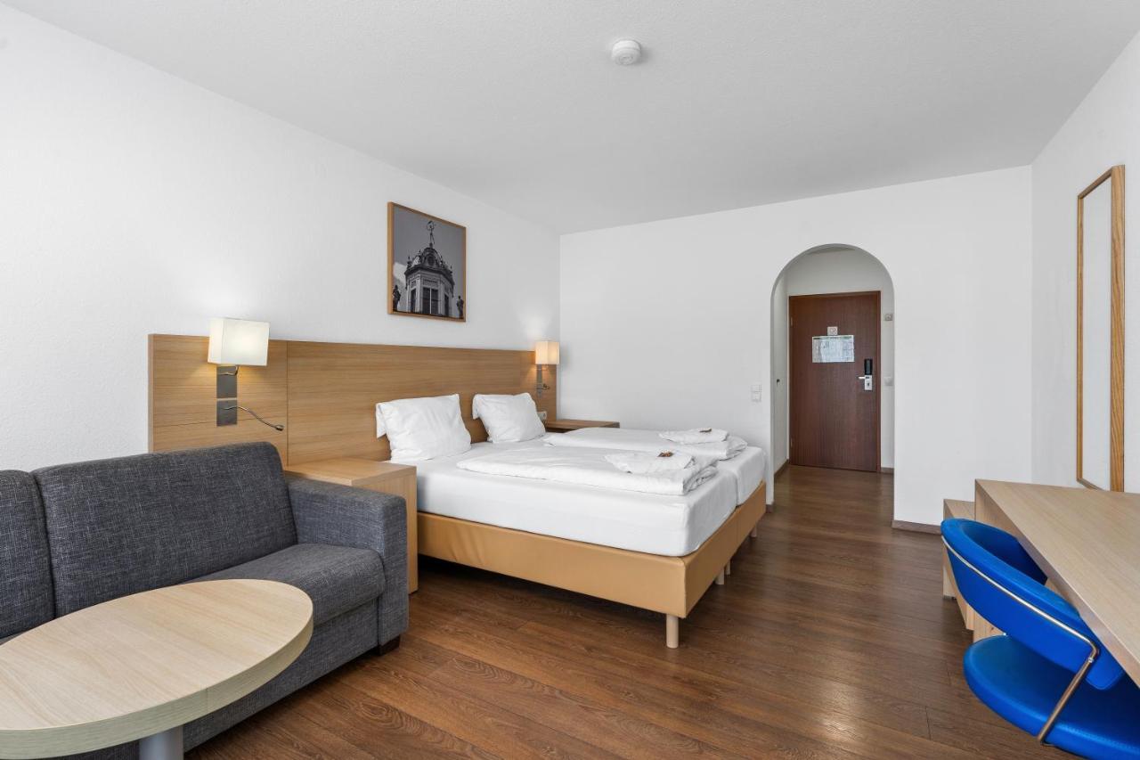 Hotel Adler Friedrichshafen Ngoại thất bức ảnh