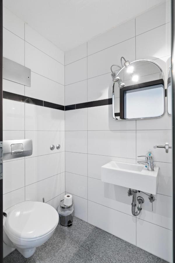 Hotel Adler Friedrichshafen Ngoại thất bức ảnh